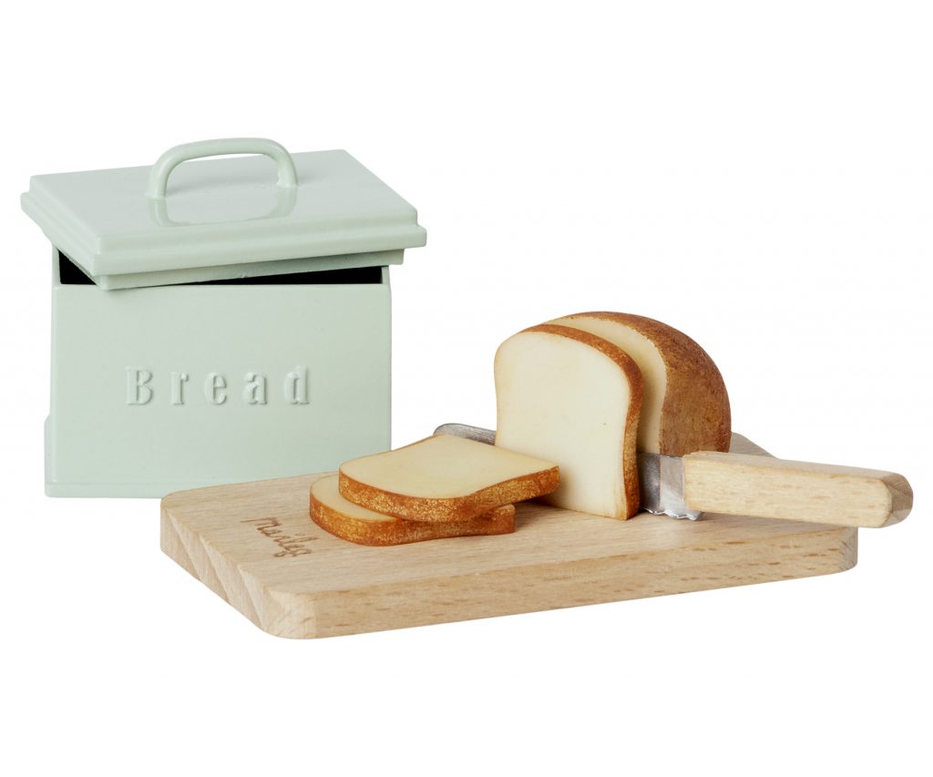 Maileg Bread box w. utensils
