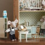 Maileg Waiter Mouse - Gallery Image