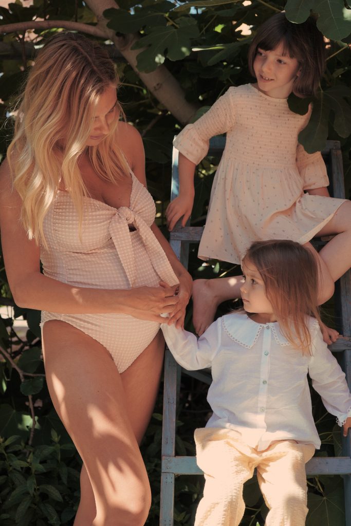 Konges Sløjd Kopalke z UV zaščito Fresia Mama Preggi, Rose Smoke