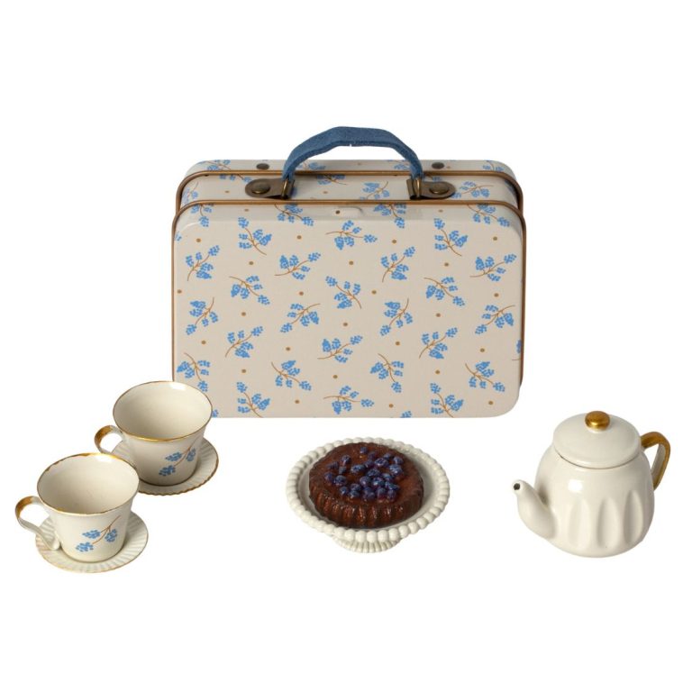 Maileg Afternoon Treat, Mouse – Blue Madelaine