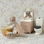 Maileg Wellness Mouse, Big Sister - Gallery Image