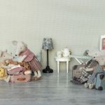 Maileg Knitted blouse and skirt in suitcase, Grandma mouse