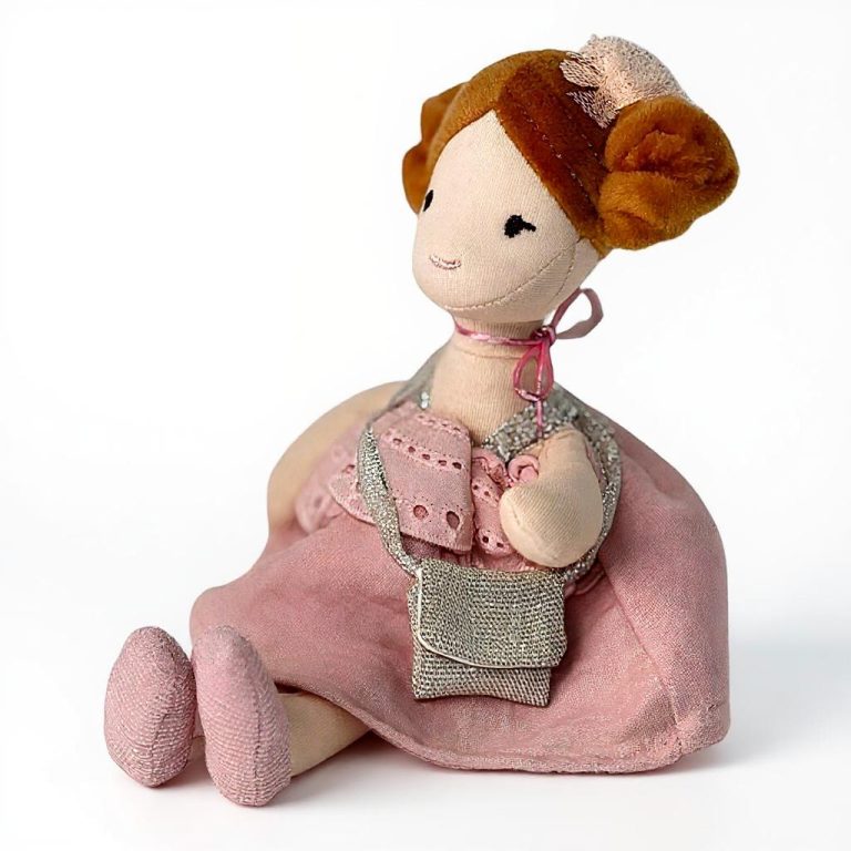 Marshyellow Doll, Amber