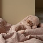 Maileg Sleeping bunny plush, Small – Powder