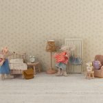 Maileg Knitted sweater and skirt, Big sister mouse