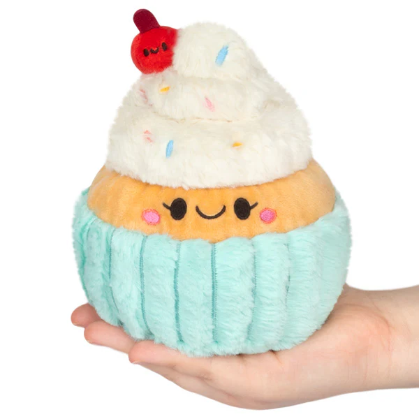 Squishable, Snugglemi Snackers, Madame Cupcake