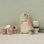 Maileg Toothbrush Set In Bag, Mouse – Coral Stripe - Gallery Image