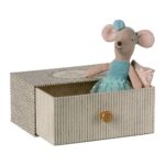 Maileg Dance Mouse in Daybed, Little Sister - Gallery Image